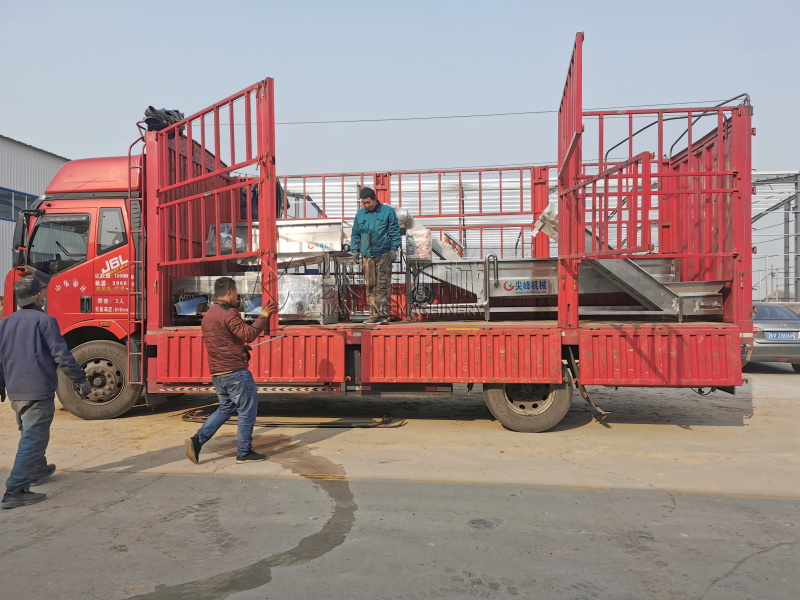 团风县马蹄清洗分级设备交付成功