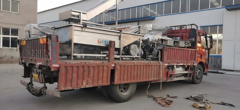 萝卜干加工设备在重庆云阳投入运行