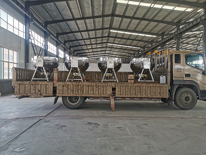 尖峰机械电加热夹层锅发往兰州